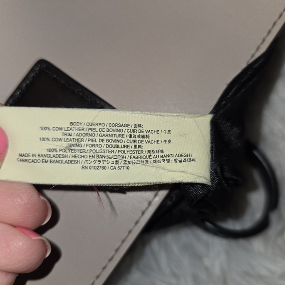 Kate Spade Large Leather Tote-FLAWS- See Description - Picture 8 of 14